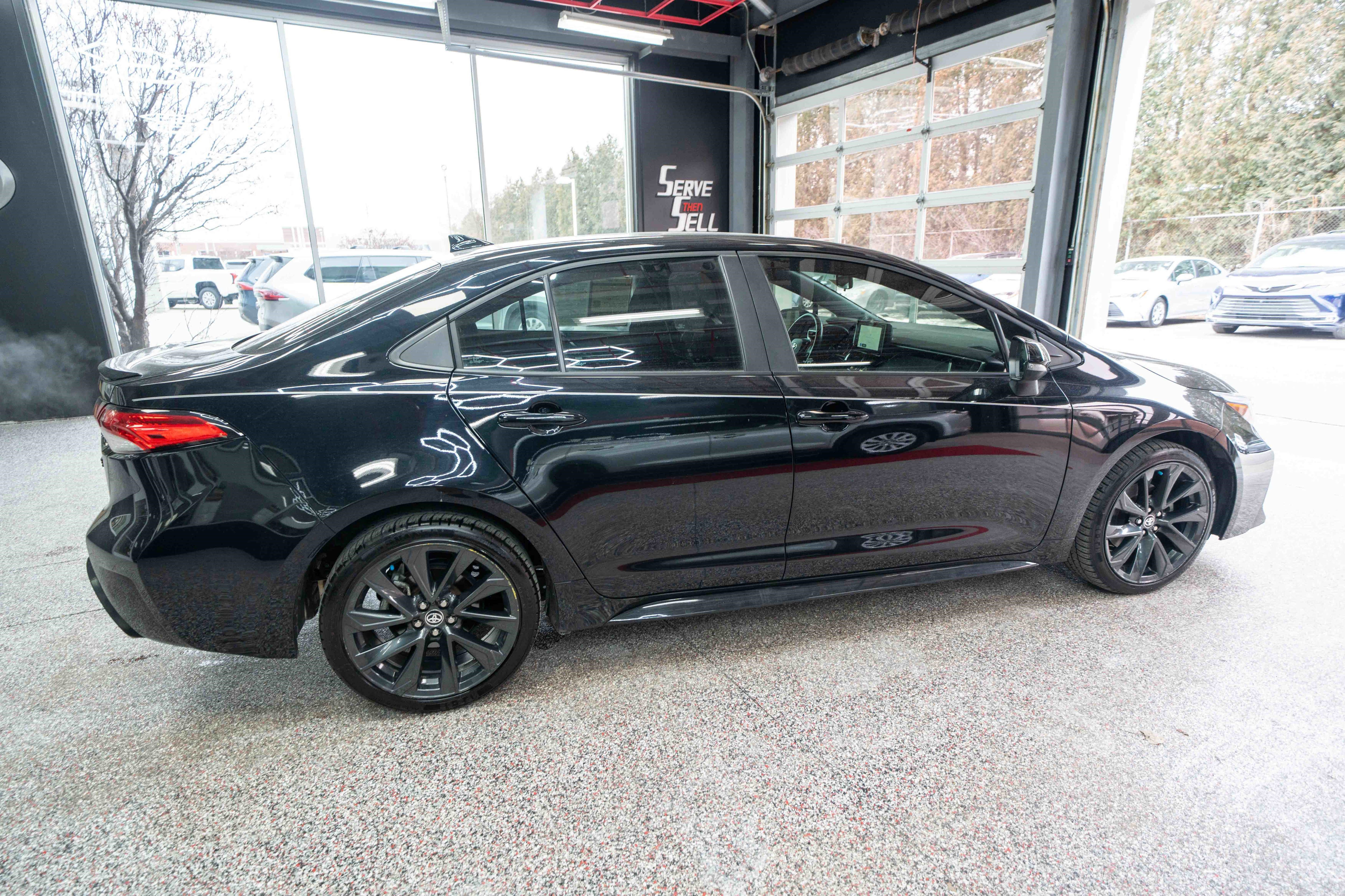 Used 2024 Toyota Corolla SE image 4