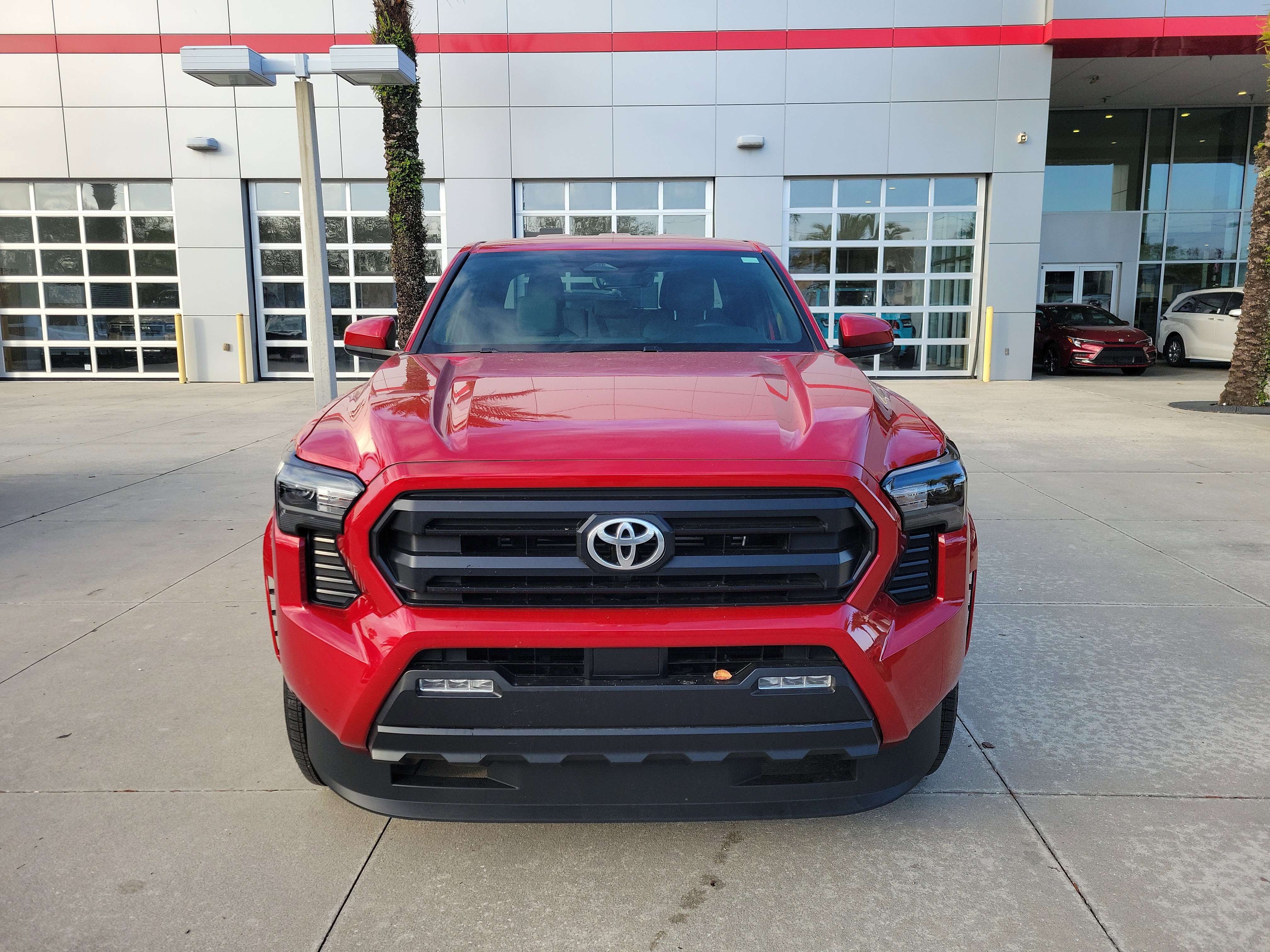Certified 2025 Toyota Tacoma SR5 image 9