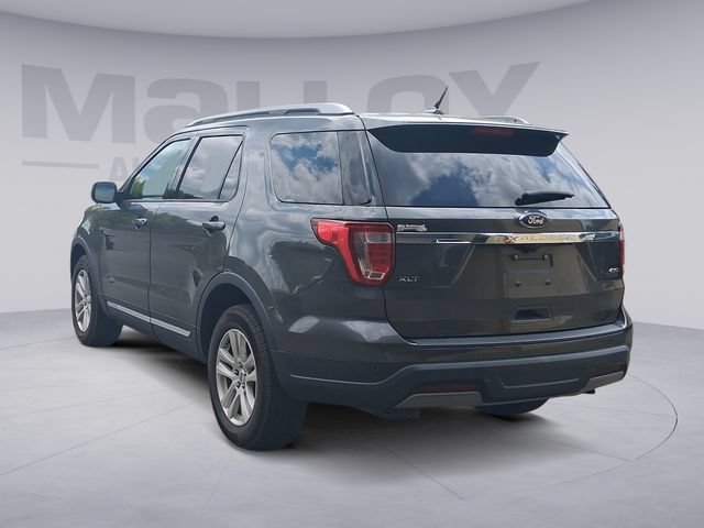 Used 2019 Ford Explorer XLT w/ Equipment Group 202A AWD/4WD image 3