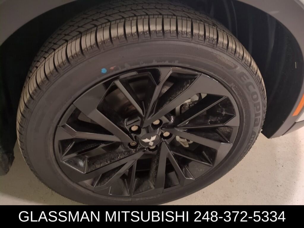 New 2025 Mitsubishi Outlander SEL AWD/4WD image 2
