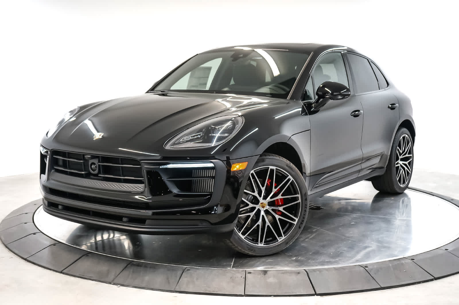 New 2026 Porsche Macan S AWD/4WD image 1