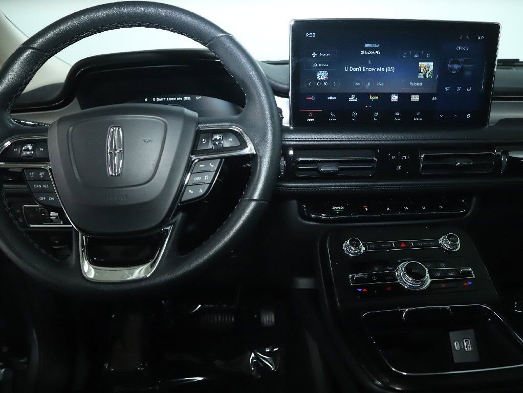 Certified 2023 Lincoln Nautilus AWD w/ Premium Package image 28