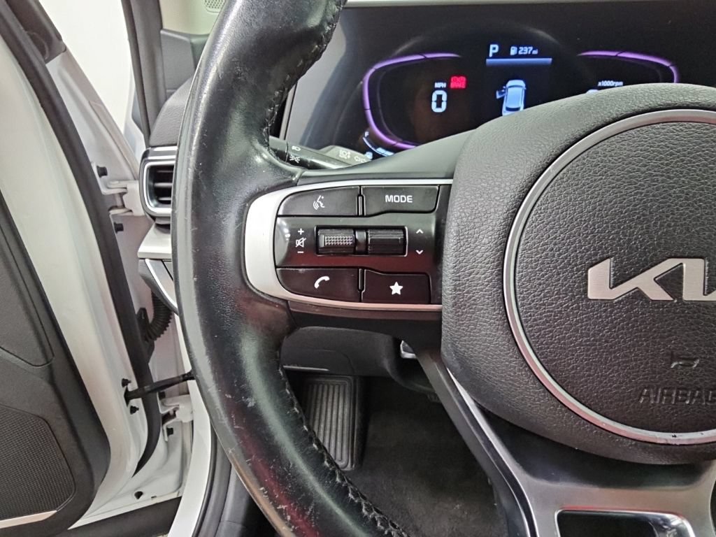 Used 2023 Kia Sportage EX FWD image 28