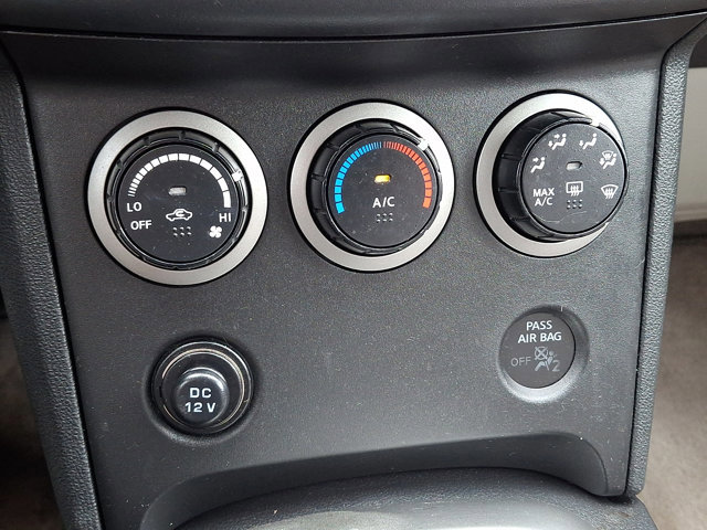Used 2011 Nissan Rogue SV AWD/4WD image 15