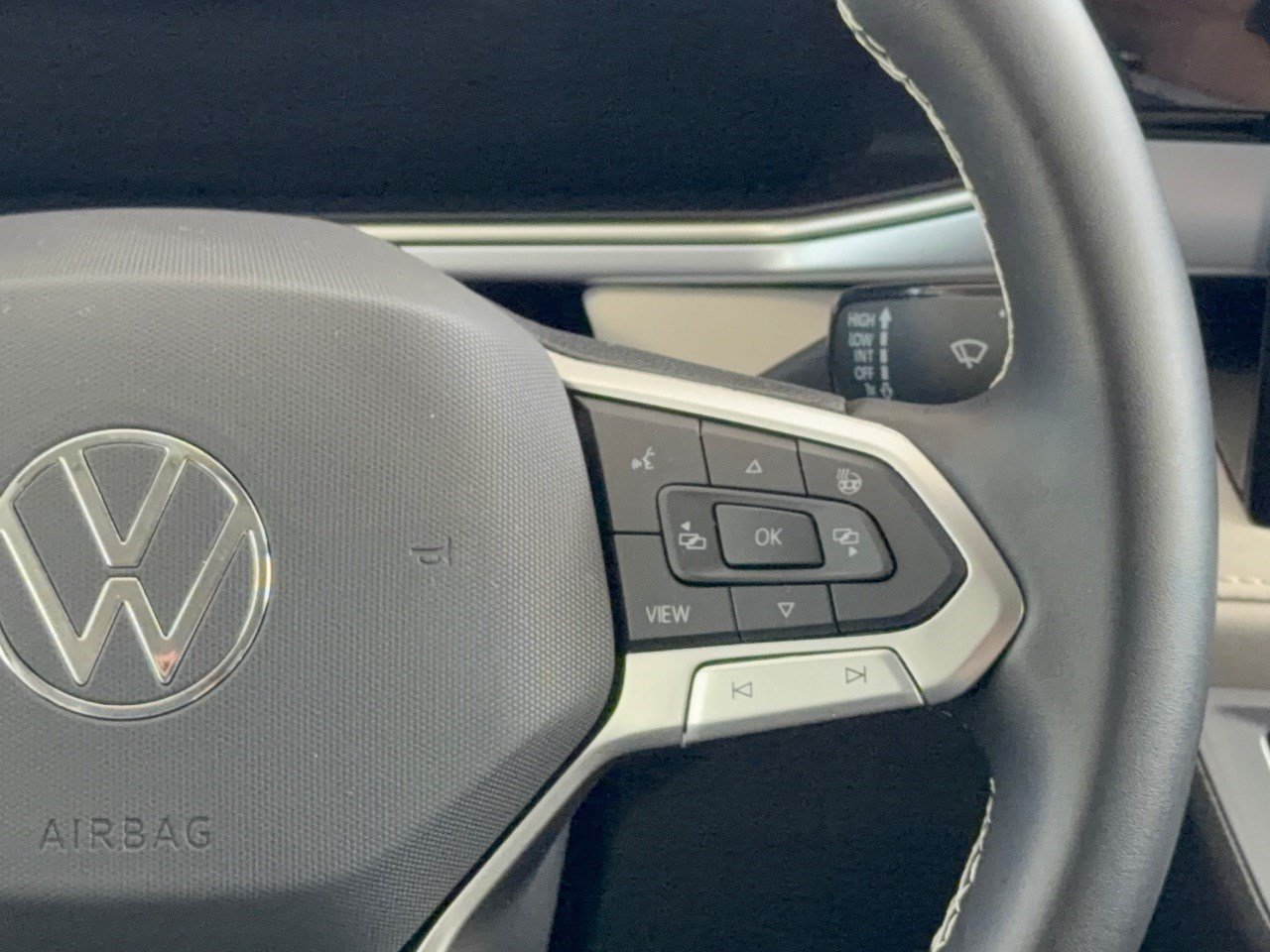 Certified 2026 Volkswagen Taos SE FWD image 19