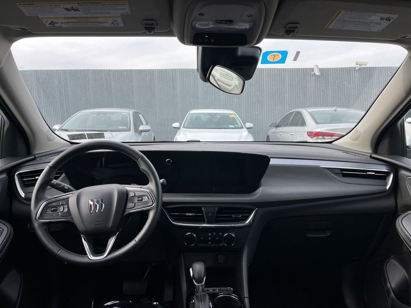 Used 2025 Buick Encore GX Preferred image 32