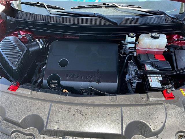 Used 2021 Chevrolet Traverse RS FWD image 11