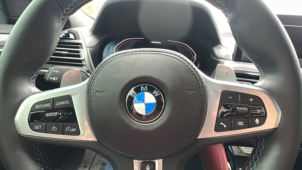 Used 2024 BMW X4 M40i w/ Premium Package image 20