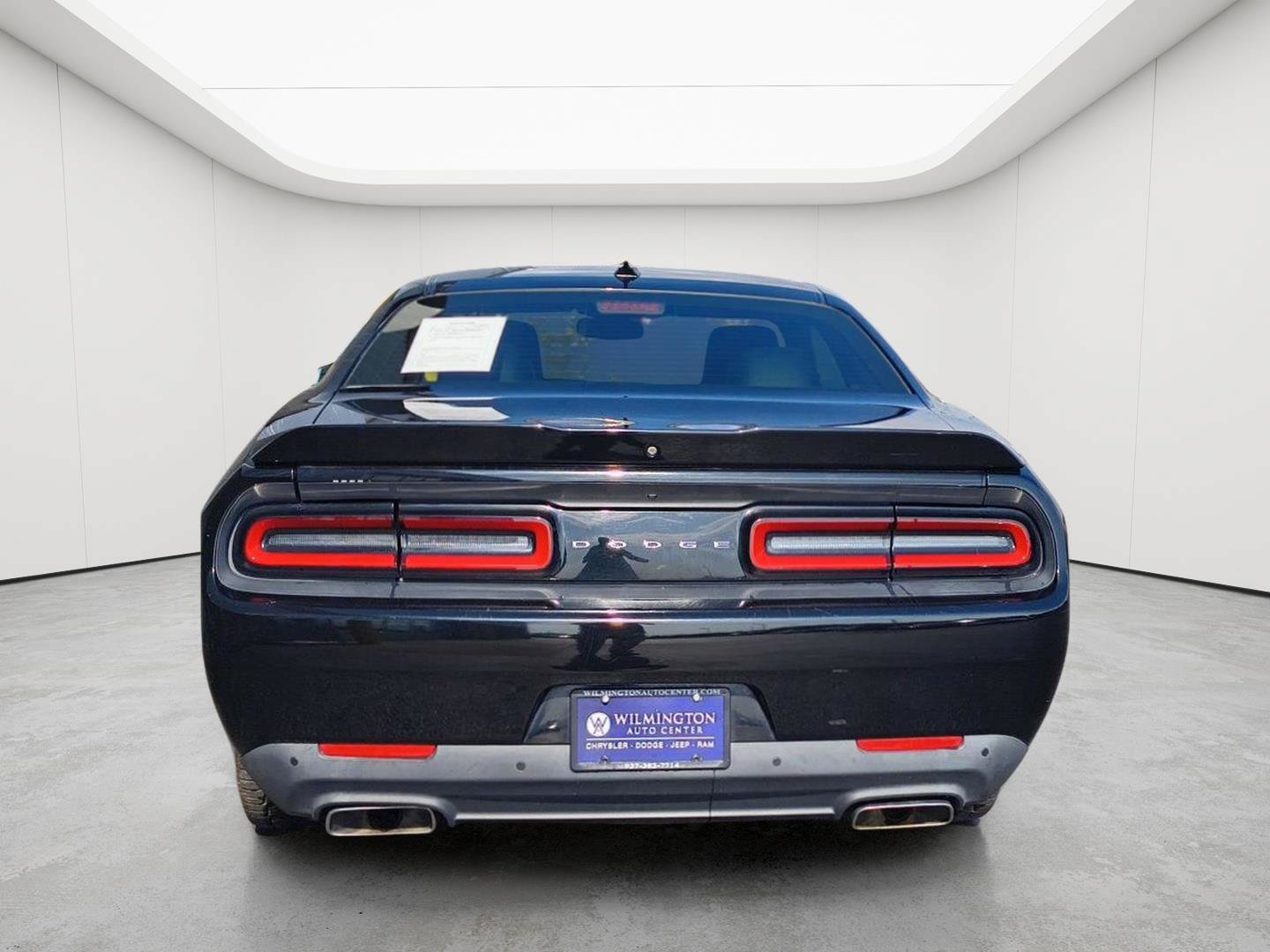 Used 2015 Dodge Challenger R/T Plus RWD image 30