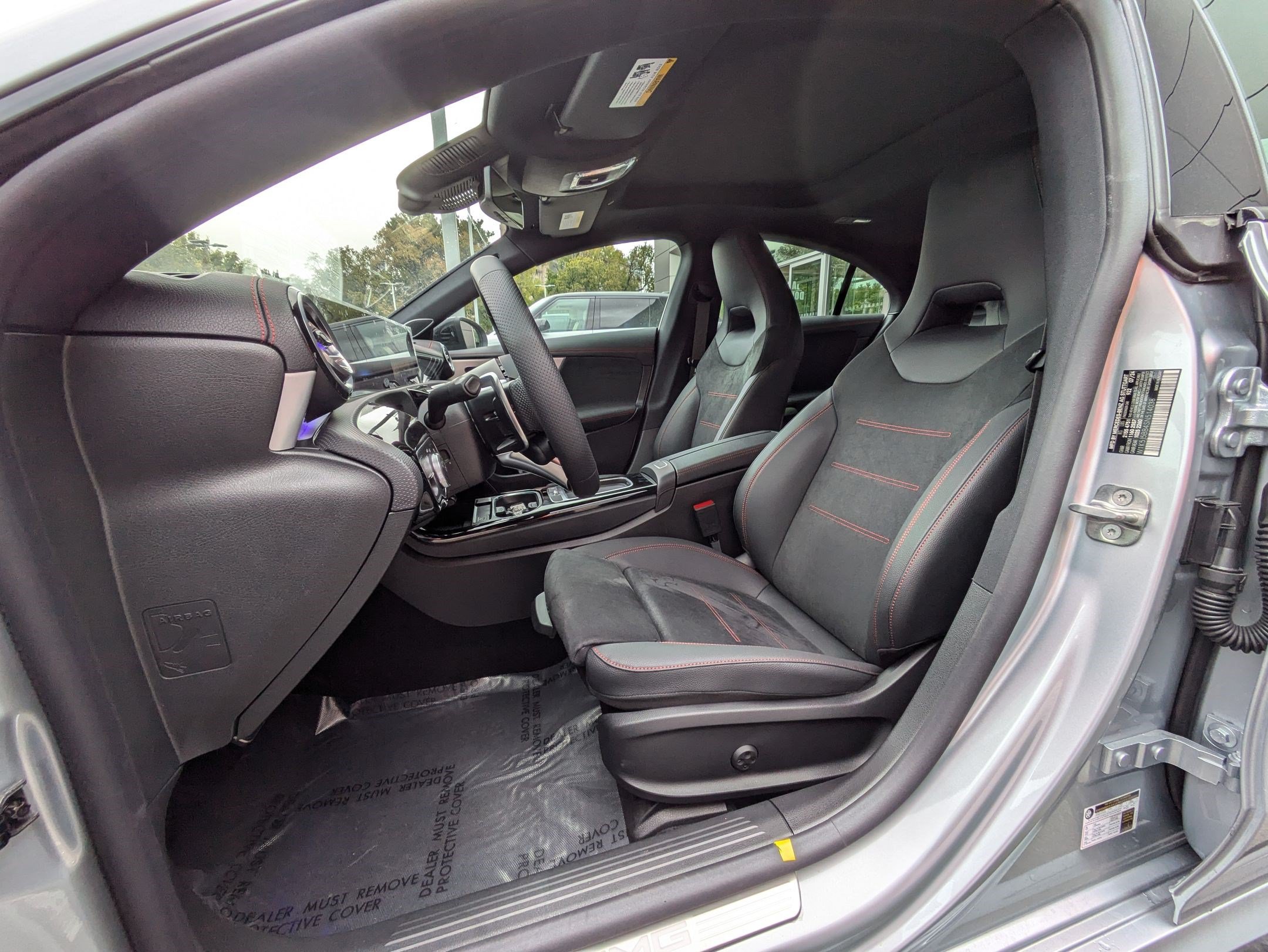 New 2025 Mercedes-Benz CLA 35 AMG 4MATIC image 17