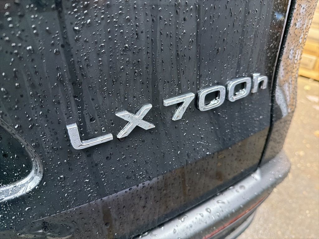 New 2026 Lexus LX 700h Luxury image 22