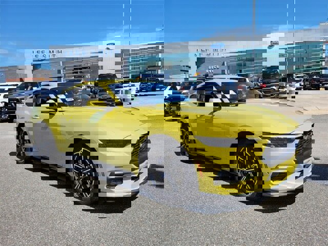 New 2025 Ford Mustang Coupe image 1