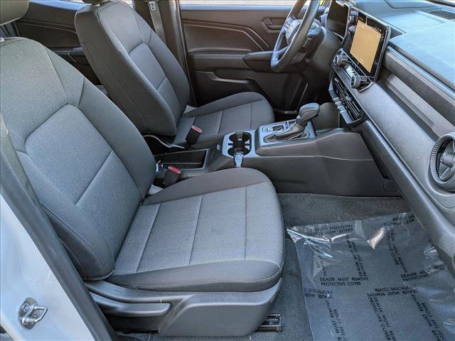 Used 2024 Chevrolet Colorado W/T image 19