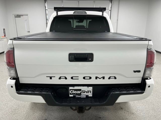 Used 2020 Toyota Tacoma TRD Off-Road w/ Technology Package AWD/4WD image 5