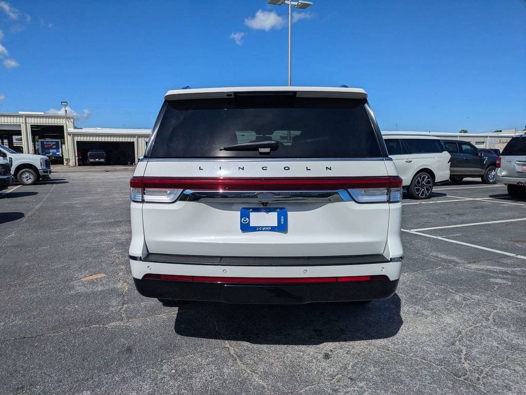 Certified 2022 Lincoln Navigator L Black Label AWD/4WD image 6
