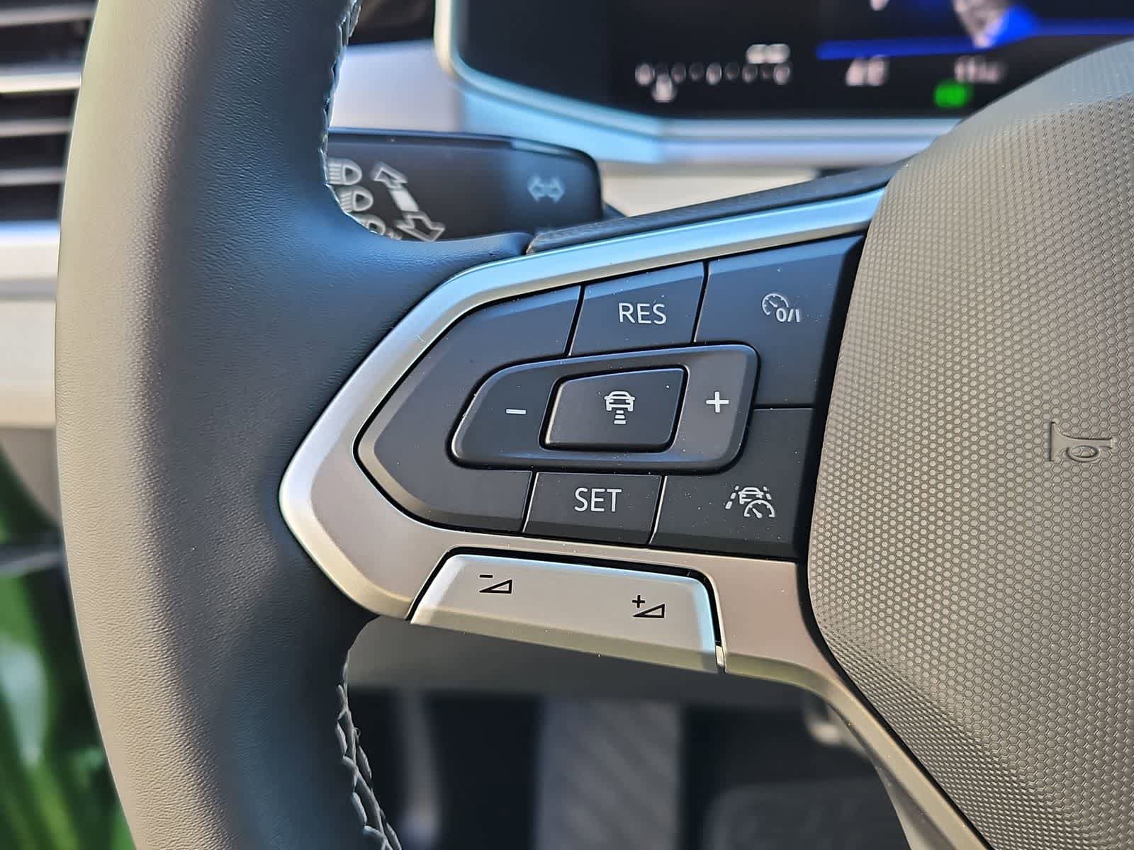 New 2026 Volkswagen Taos SE AWD/4WD image 24