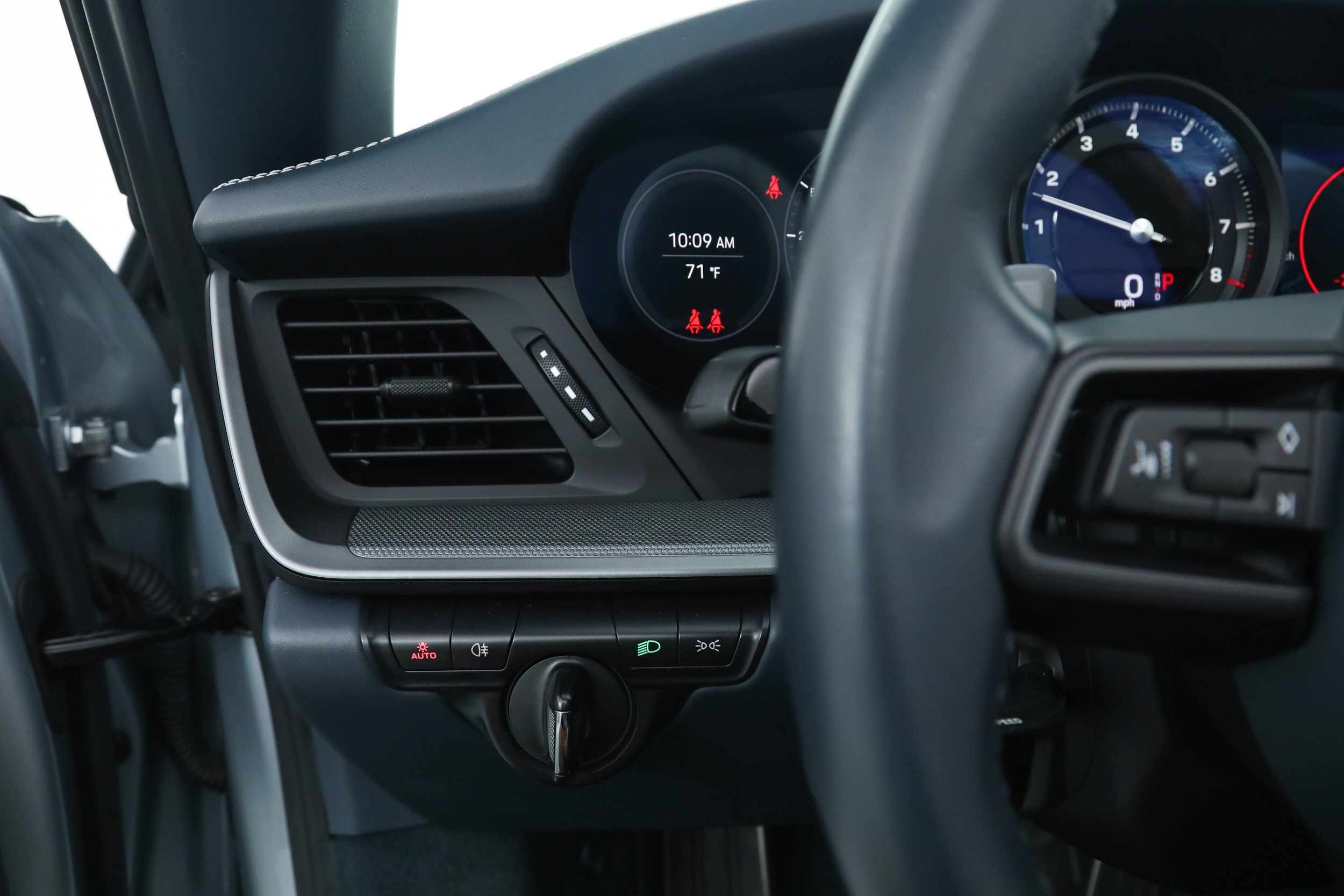 Used 2022 Porsche 911 Carrera RWD image 28