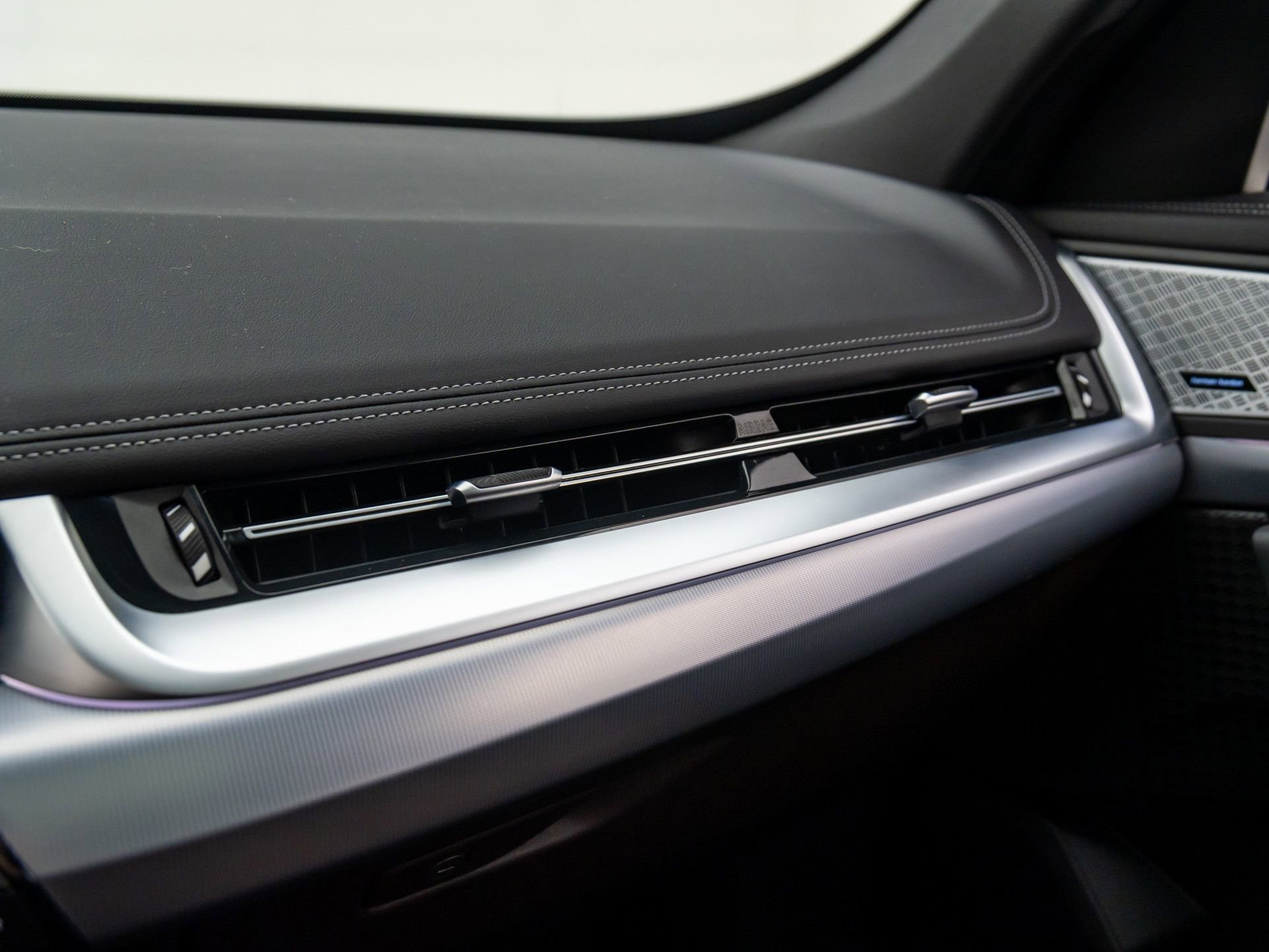 Certified 2023 BMW X1 xDrive28i w/ Premium Package image 30