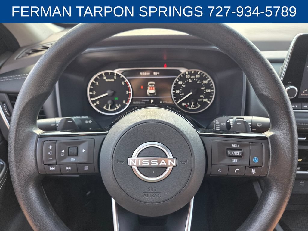 Used 2023 Nissan Rogue SV FWD image 28