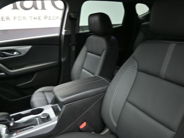 Used 2024 Chevrolet Blazer LT w/ LPO, Black Grille Bar Package image 16