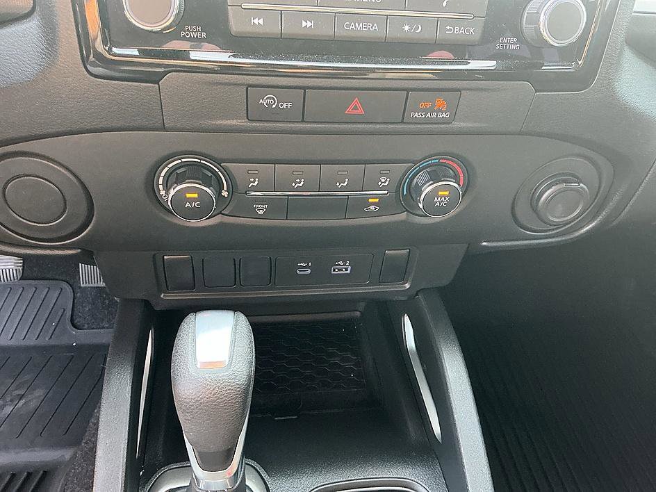 Certified 2024 Nissan Frontier SV image 18