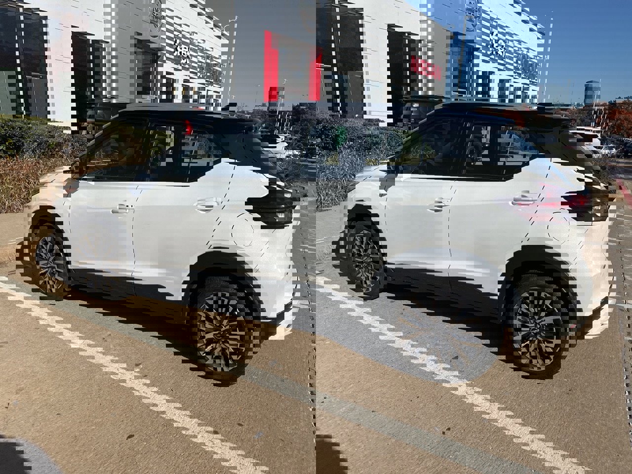 Certified 2023 Nissan Kicks SV image 6