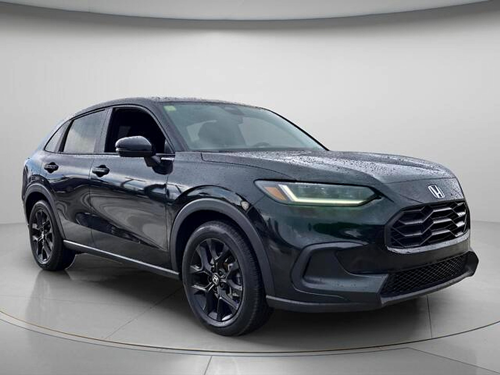 Used 2024 Honda HR-V Sport image 9