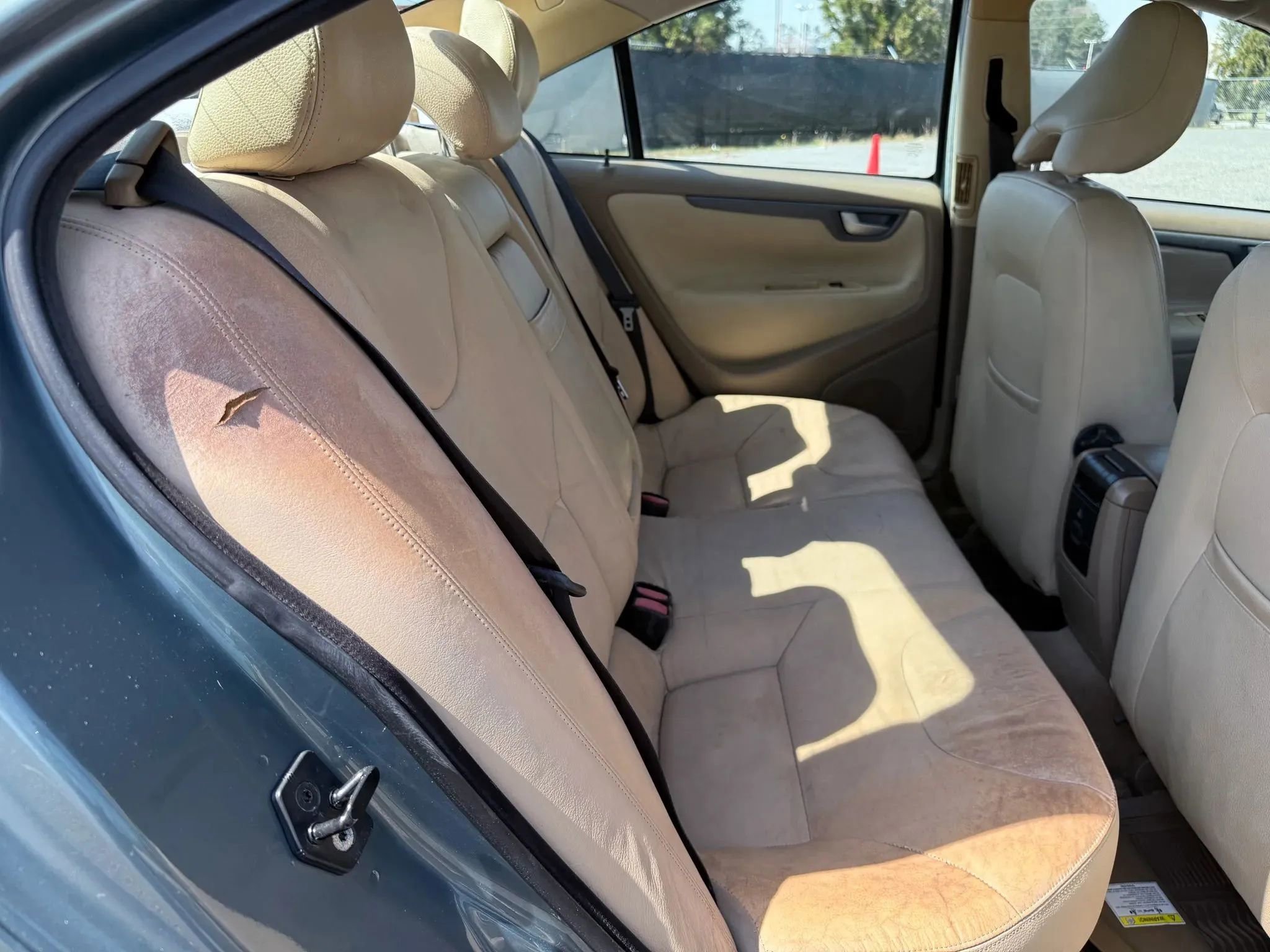 Used 2005 Volvo S60 2.5T image 20