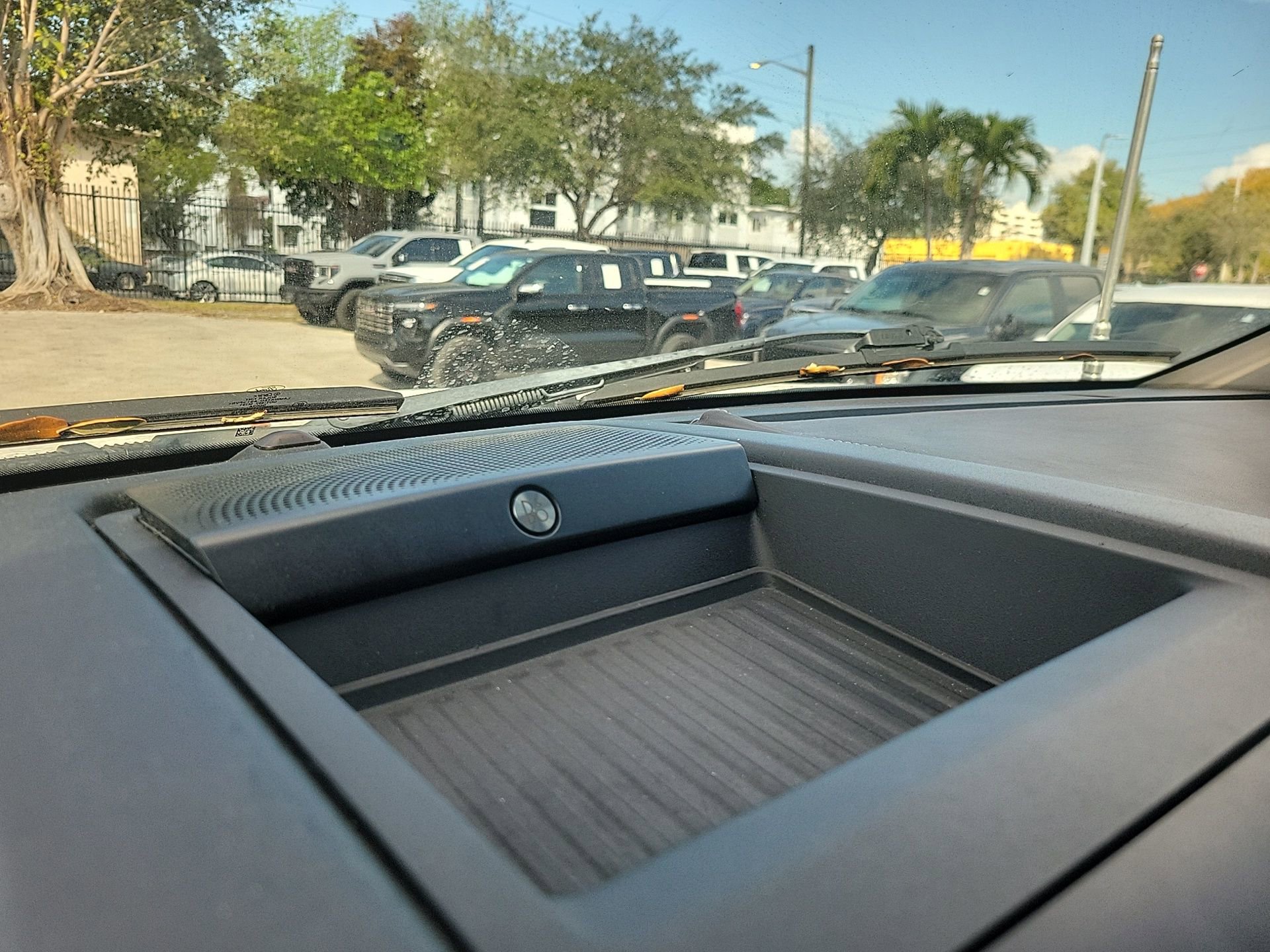 Used 2019 Ford F250 Limited w/ FX4 Off-Road Package image 34