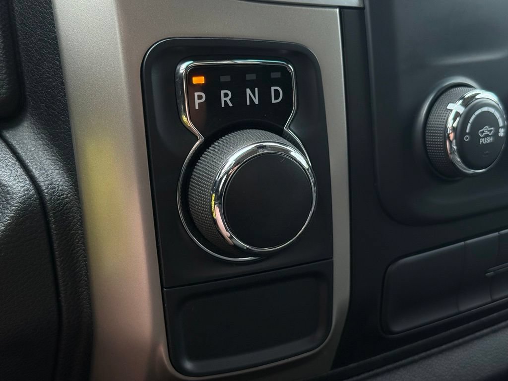 Used 2015 RAM 1500 Big Horn RWD image 27