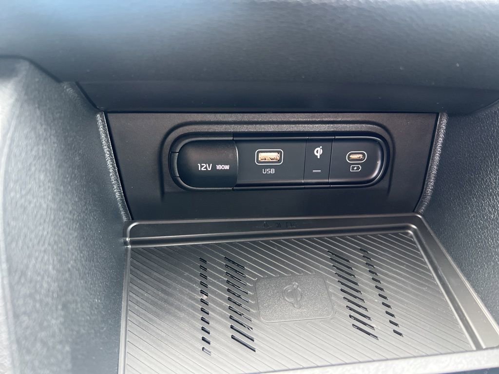 Certified 2024 Kia Sportage EX image 54
