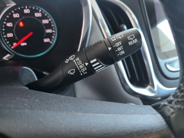 Used 2024 Chevrolet Equinox LT FWD image 24