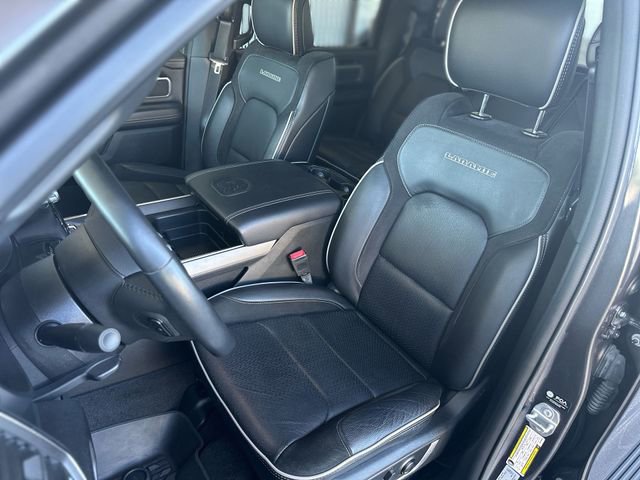 Used 2022 RAM 1500 Laramie AWD/4WD image 12