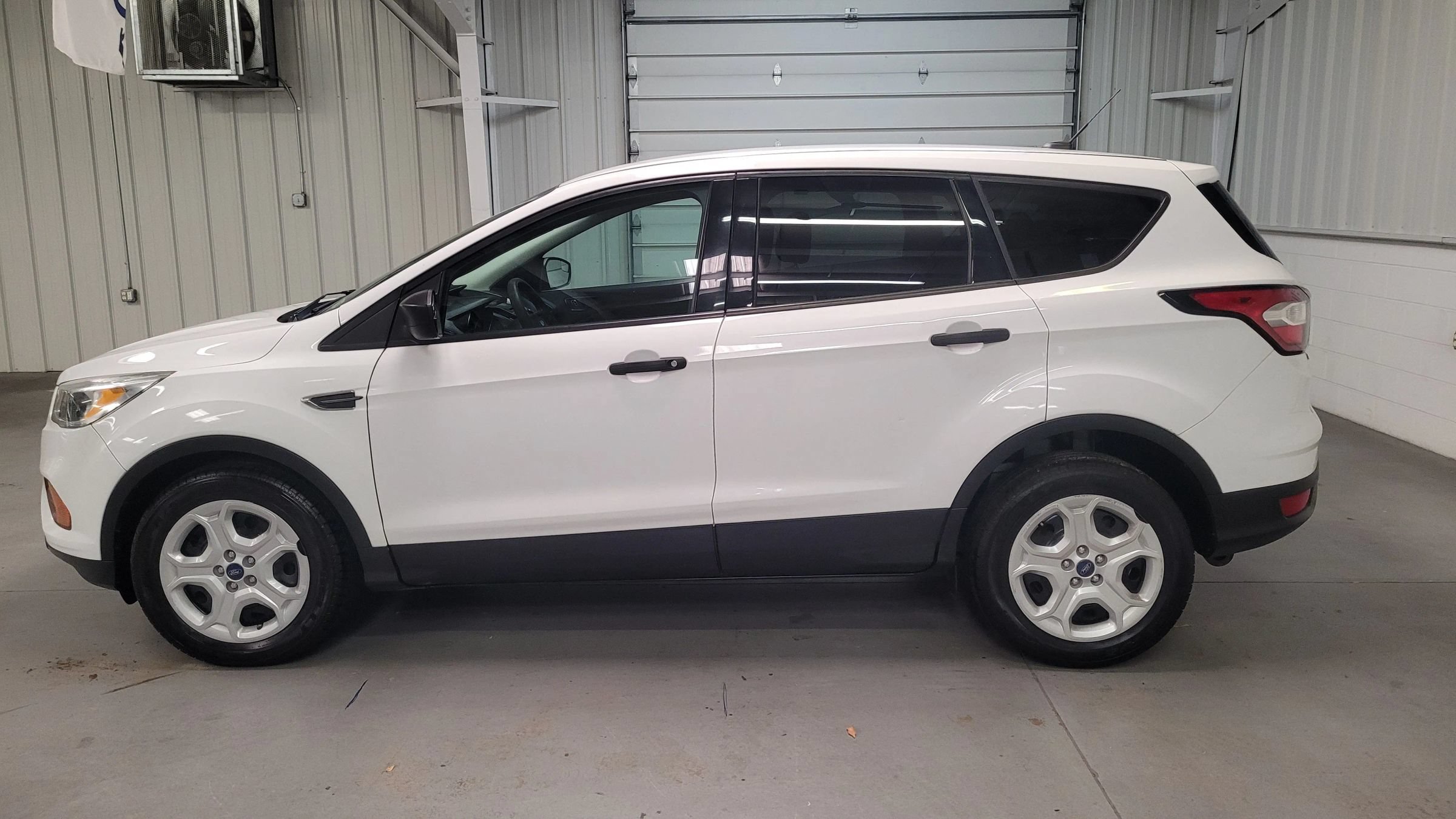Used 2017 Ford Escape S FWD image 3
