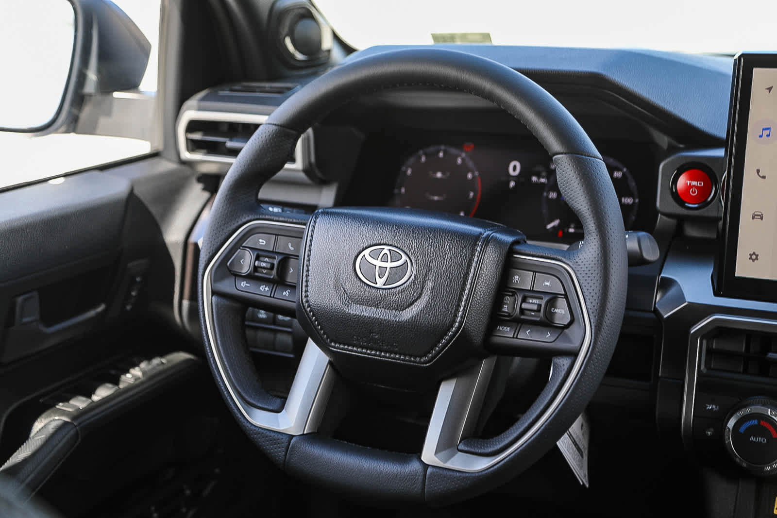 New 2026 Toyota 4Runner TRD Off-Road Premium AWD/4WD image 15