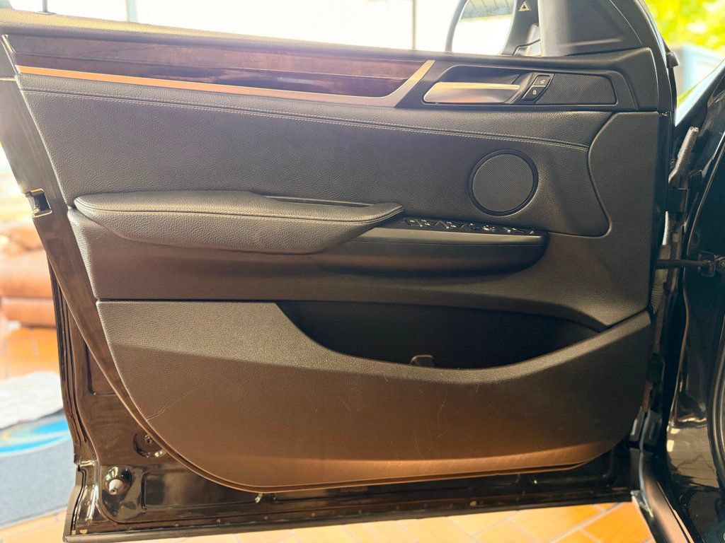 Used 2018 BMW X4 xDrive28i AWD/4WD image 12