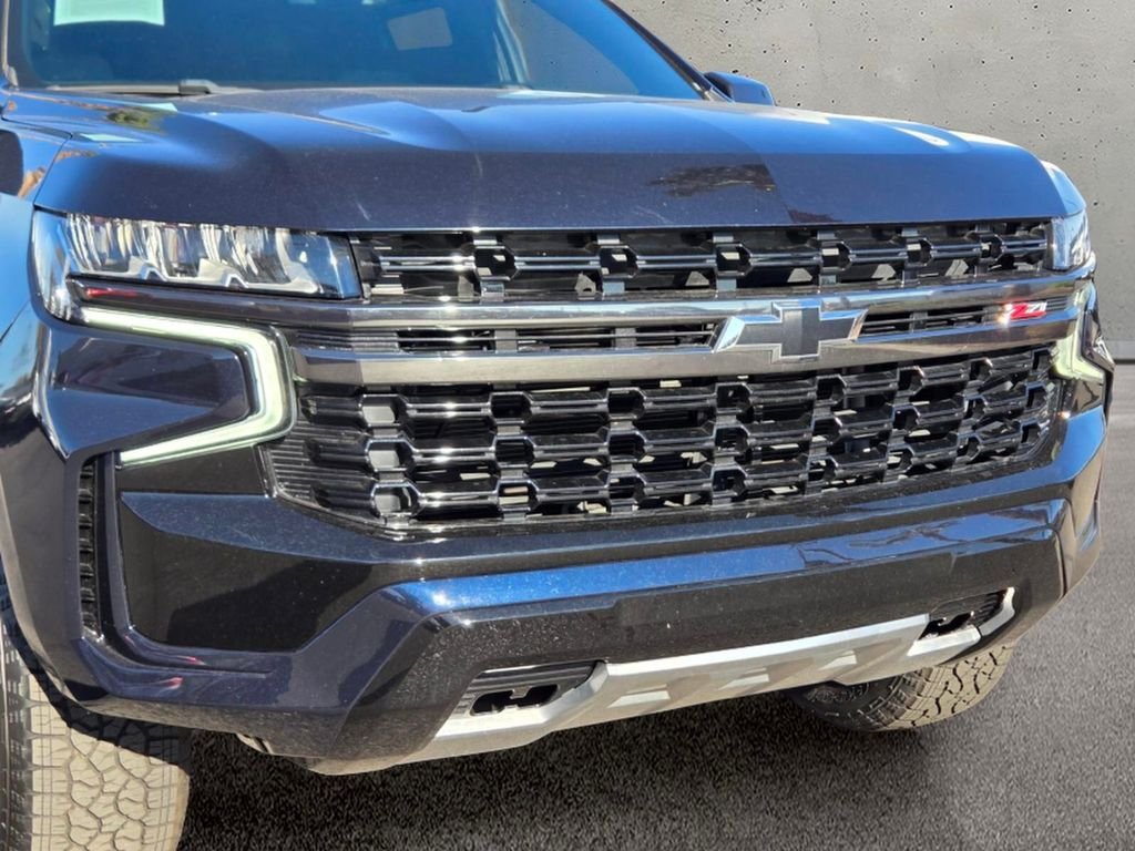 Used 2021 Chevrolet Suburban Z71 AWD/4WD image 8