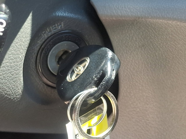 Used 2010 Toyota Camry FWD image 20