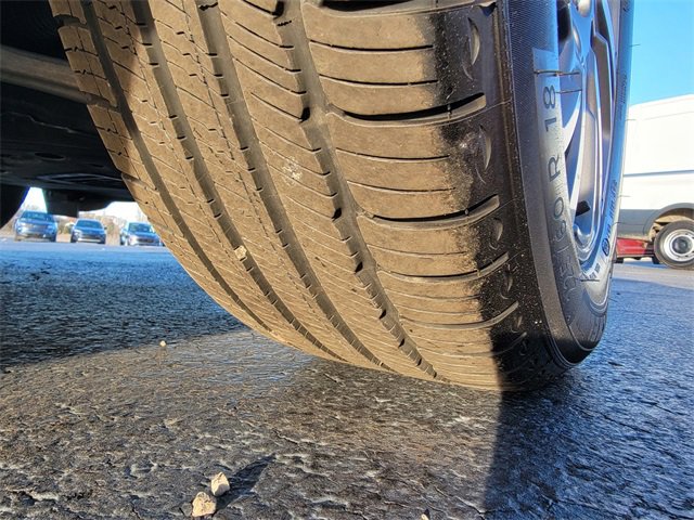 Certified 2024 Lincoln Corsair AWD image 18