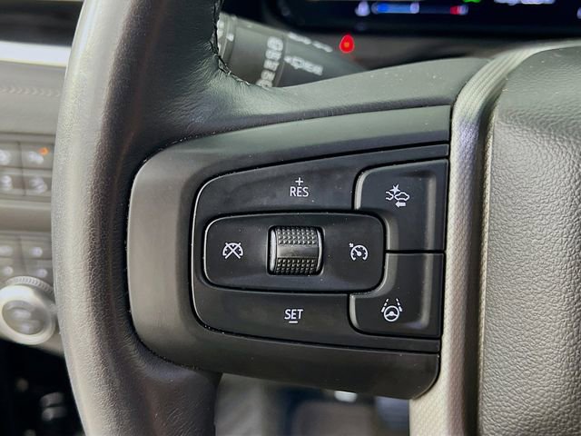 Used 2023 GMC Yukon Denali w/ Denali Reserve Package image 13