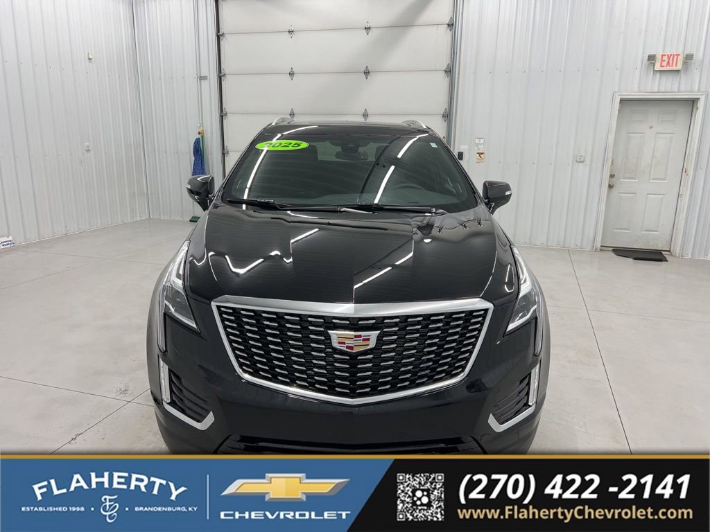 Used 2025 Cadillac XT5 Premium Luxury w/ LPO, Floor Liner Package AWD/4WD image 7