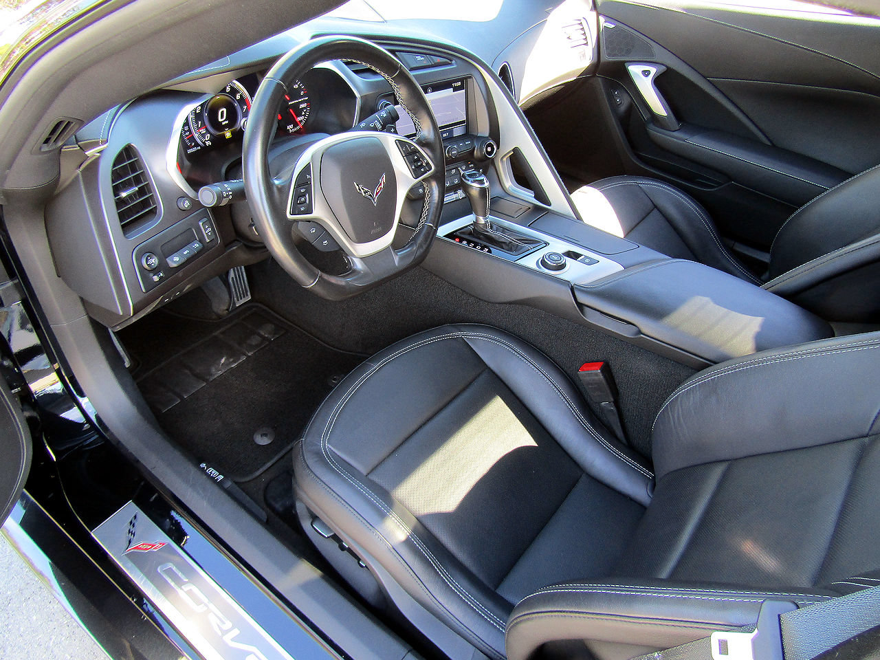 Used 2019 Chevrolet Corvette Grand Sport RWD image 10