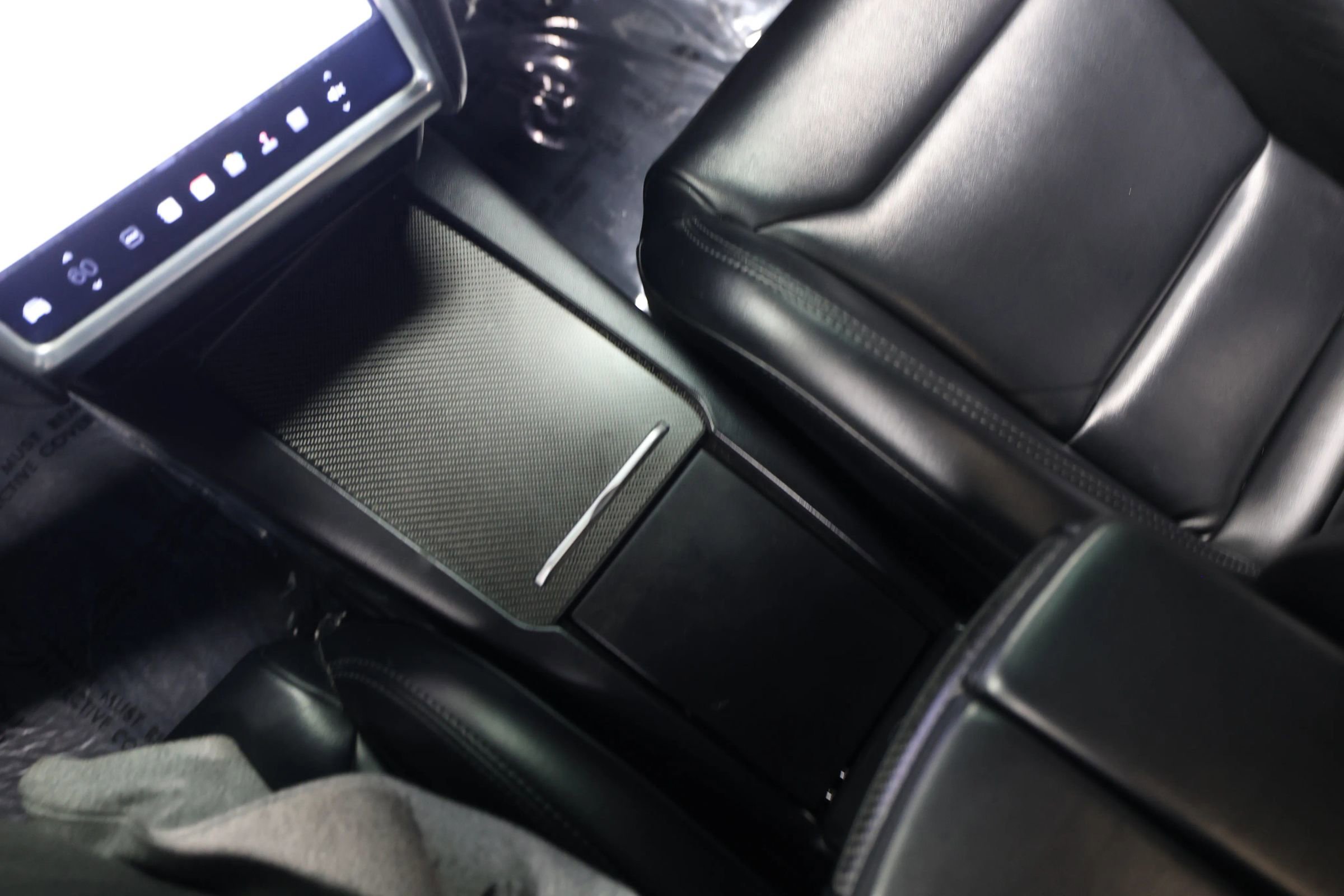 Used 2018 Tesla Model X 75D image 31