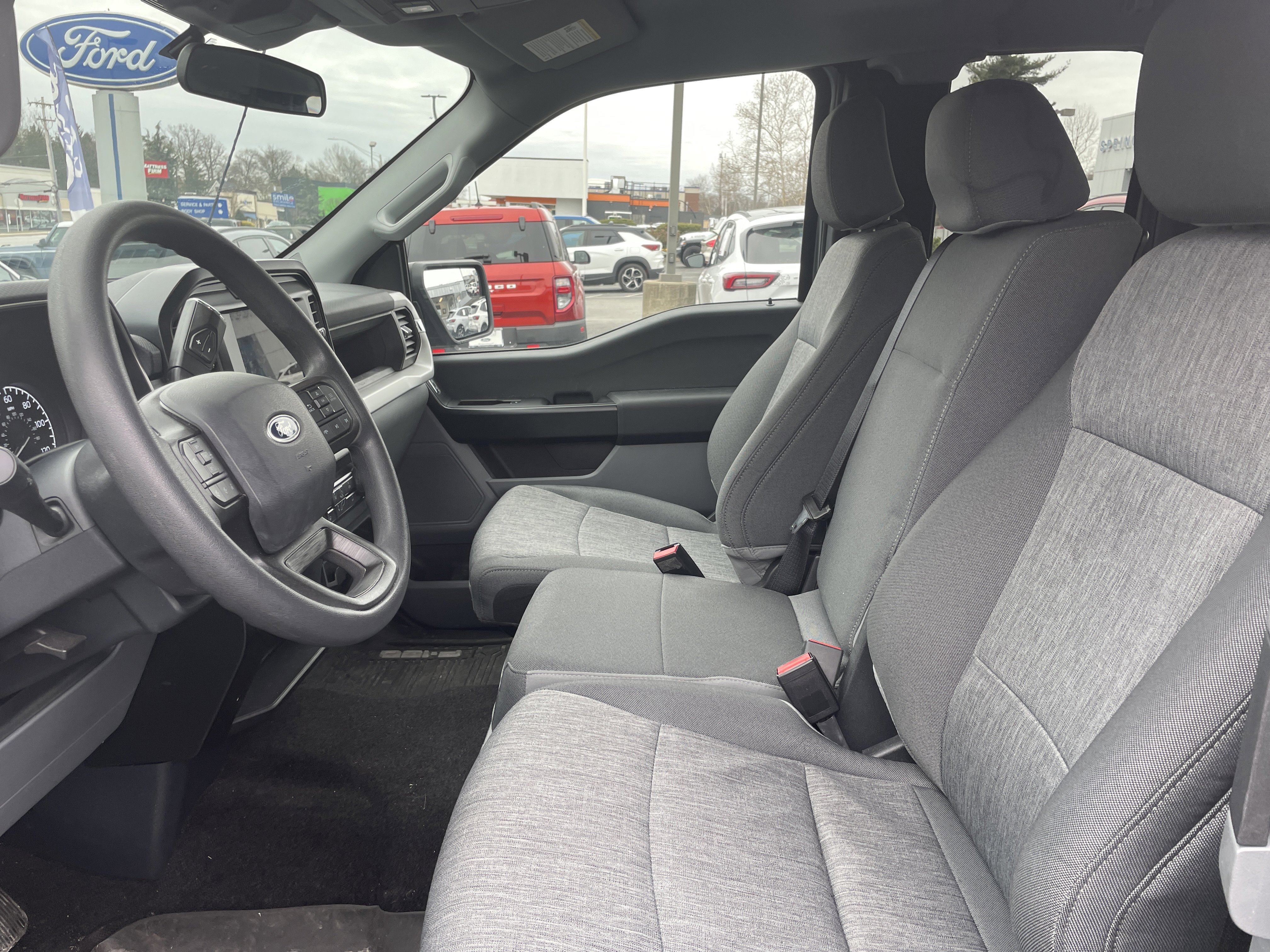 Used 2022 Ford F150 XL w/ Equipment Group 101A High image 3