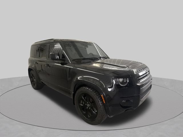 Used 2025 Land Rover Defender 110 V8 AWD/4WD image 3