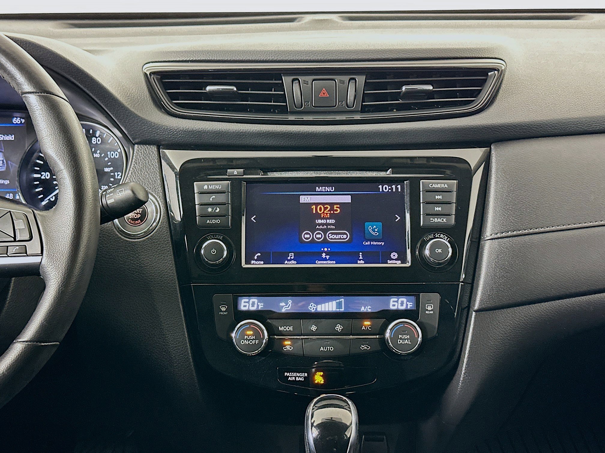 Used 2018 Nissan Rogue SV image 23