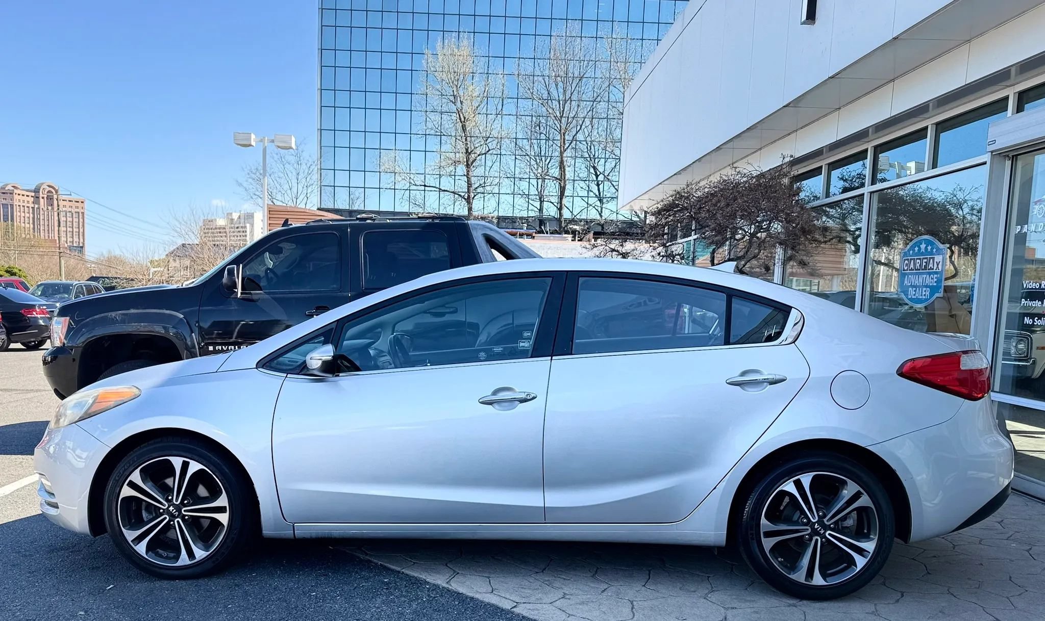 Used 2014 Kia Forte EX FWD image 4