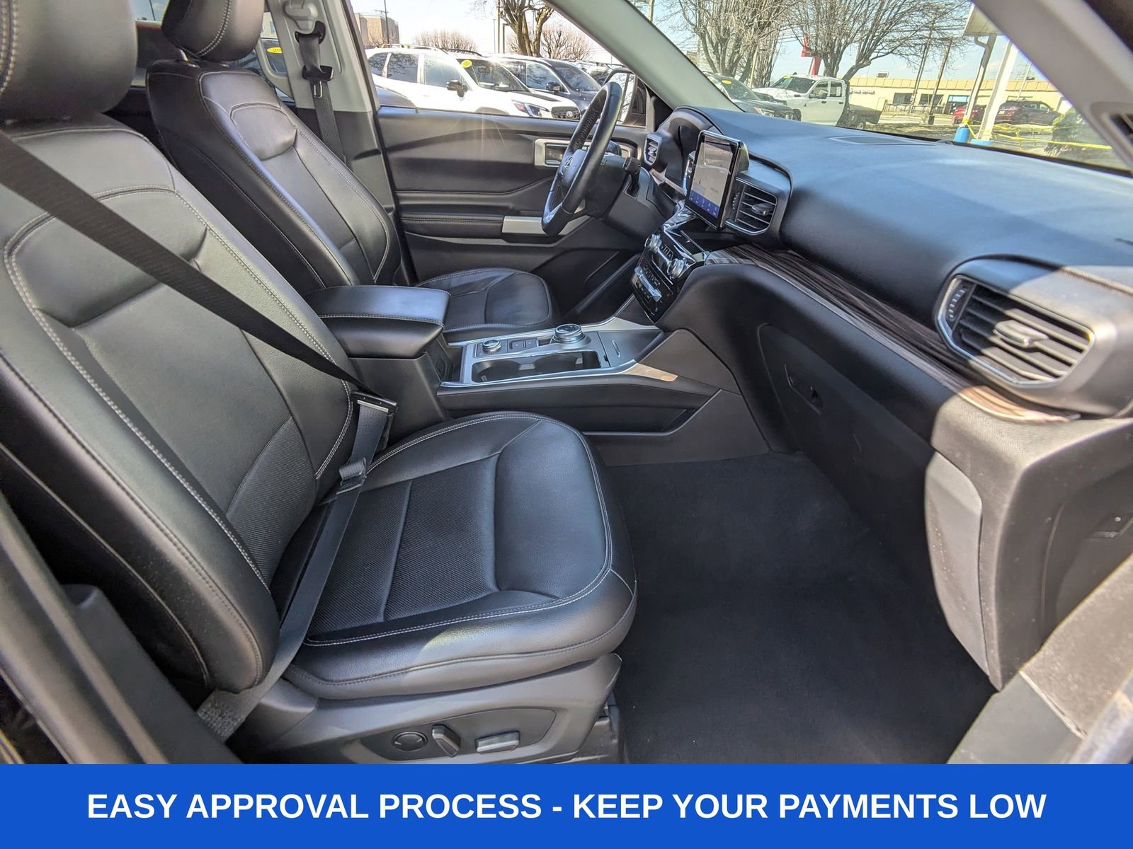 Used 2022 Ford Explorer Limited image 16