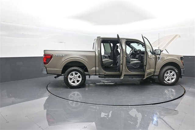 New 2026 Ford F150 XLT w/ Equipment Group 302A MID image 33