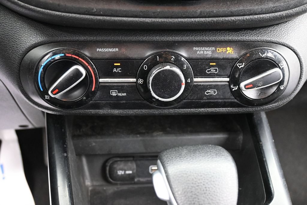 Used 2021 Kia Soul S FWD image 11